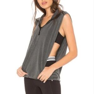 Free People Movement Movin On Half Zip Top Vest Size XS